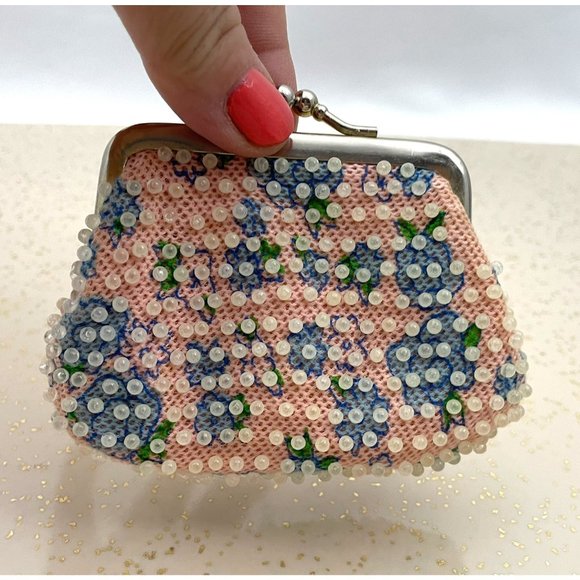 Vintage coin purse, kiss lock purse, beaded floral, 50s fashion accessory - Picture 2 of 7